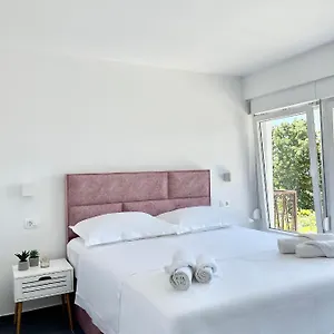 Elite - Free Parking Guest house